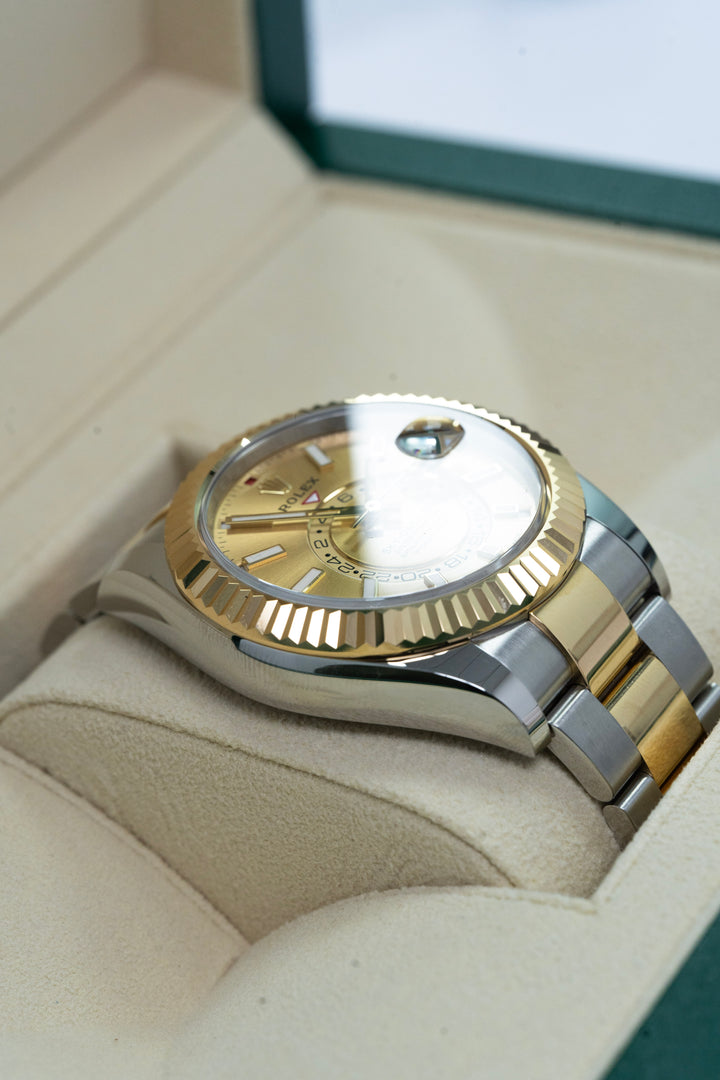 ROLEX SKY-DWELLER GOLD 336933