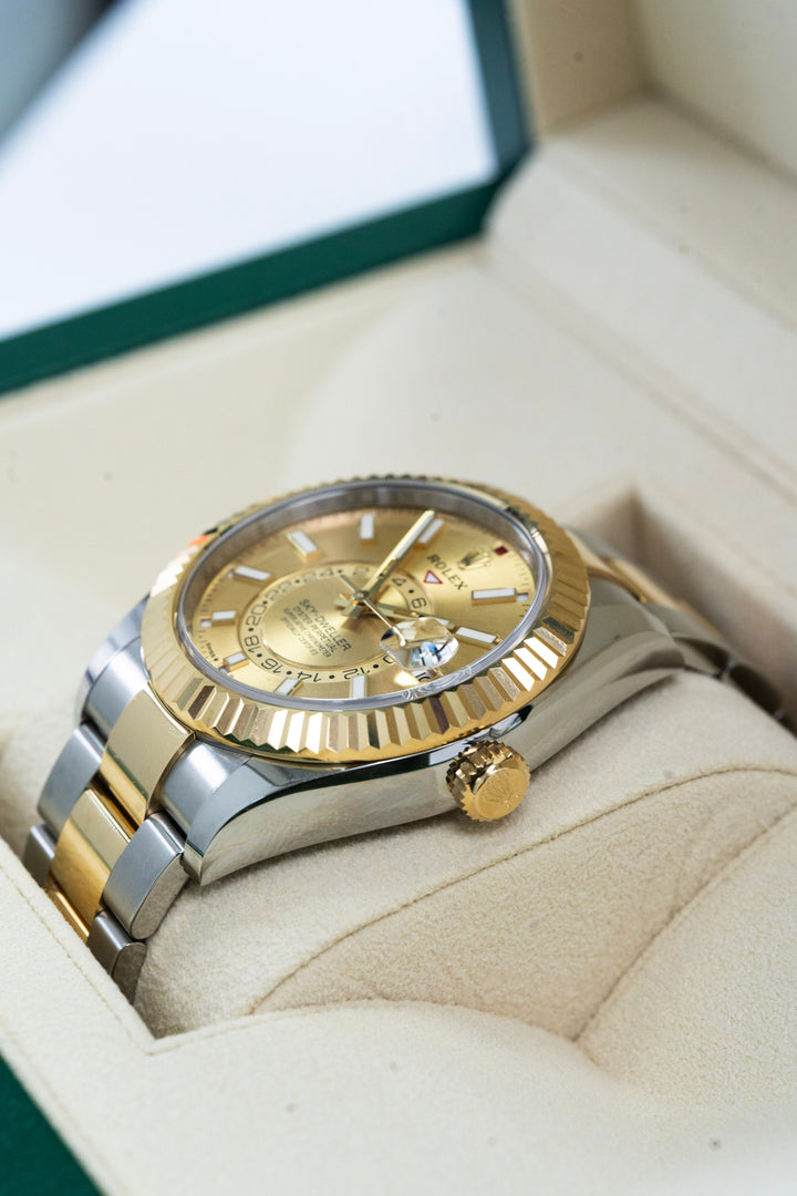 ROLEX SKY-DWELLER GOLD 336933