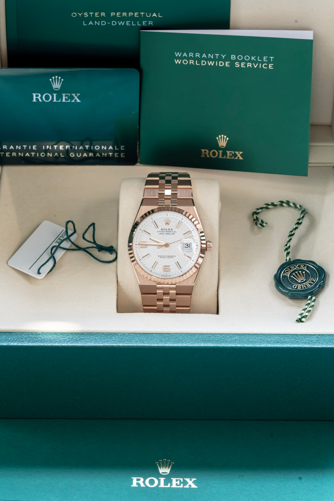 ROLEX 127335 ROSE GOLD LAND DWELLER 2025 NEW