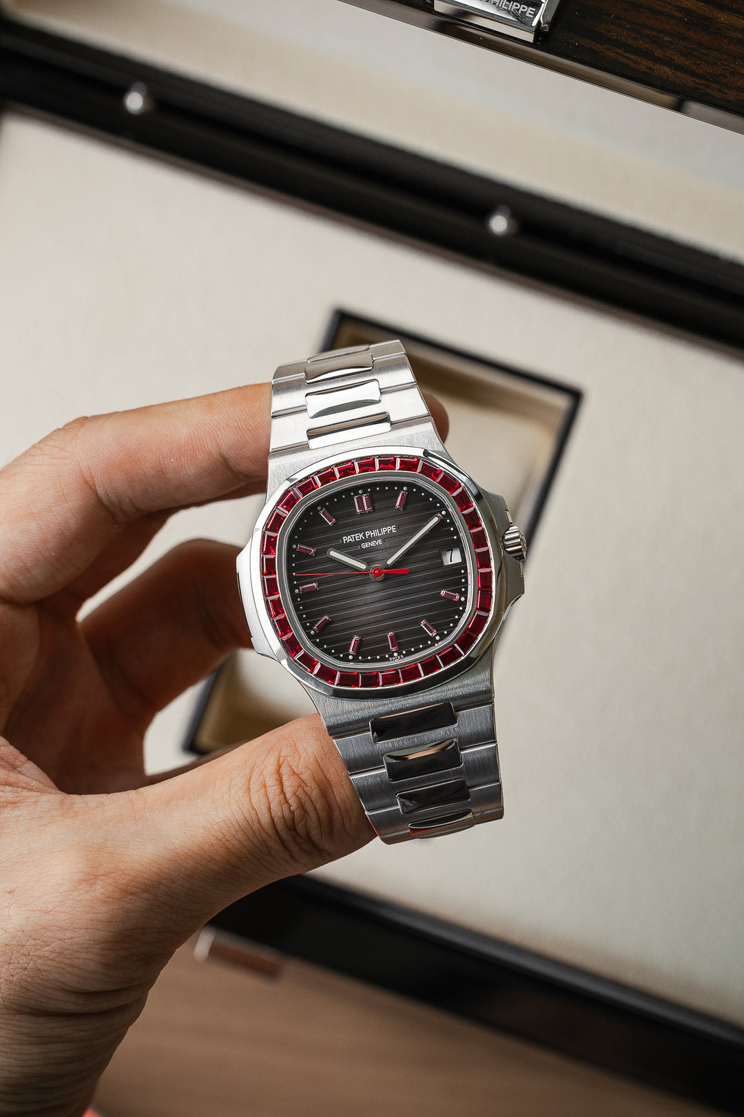 Patek Philippe 5711/112P-001 Platinum Nautilus Grey Dial Ruby Bezel