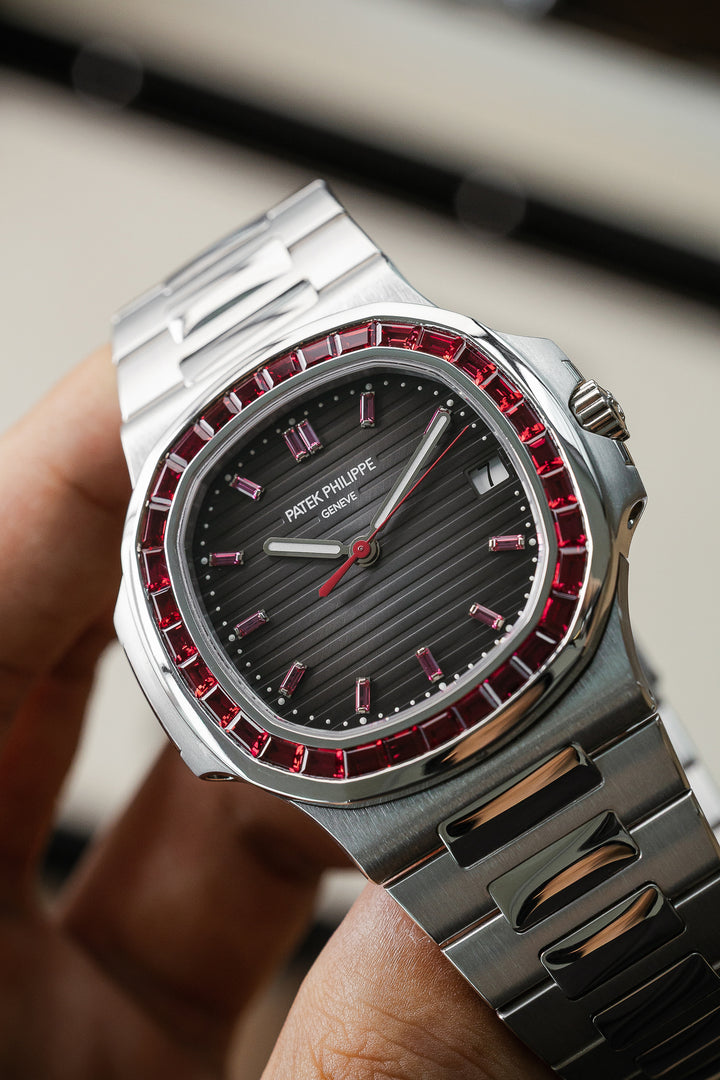 Patek Philippe 5711/112P-001 Platinum Nautilus Grey Dial Ruby Bezel